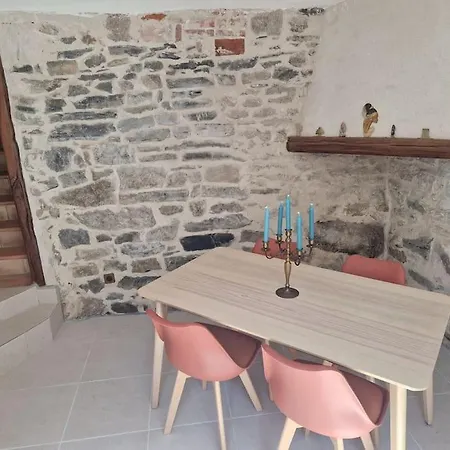 Villa Maison De Village En Pierre