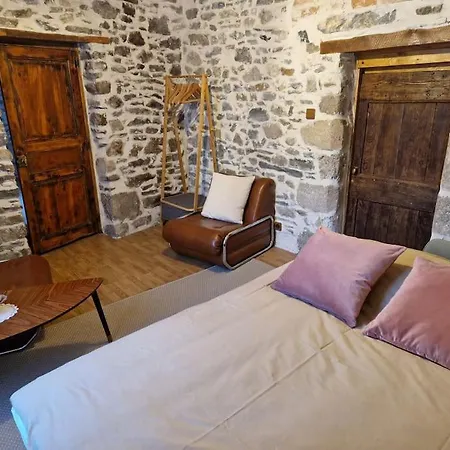 Maison De Village En Pierre *